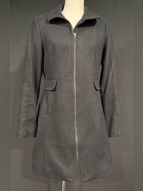 H&M Women’s Black Zip-Front Wool-Blend Coat
